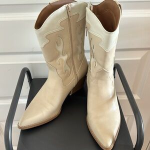 Universal Thred Faux Leather Cowgirl Boots